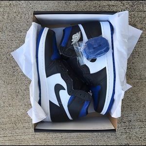 Jordan 1 “Royal Toe”